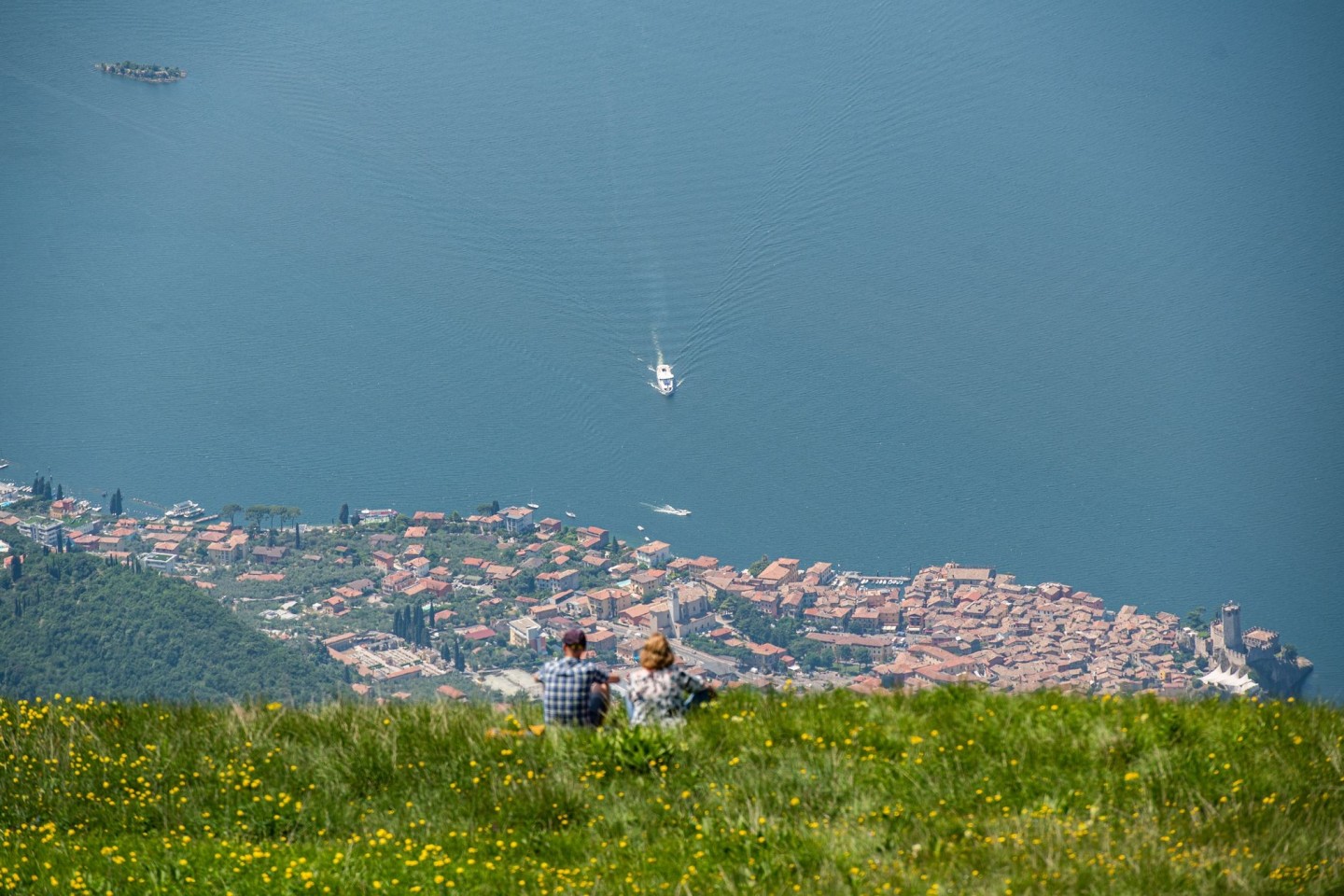 Am Gardasee, der bei Deutschen besonders beliebt ist, gab es einen schweren Ausbruch des Norovirus. Jetzt soll alles wieder in Ordnung sein. (Archivbild)