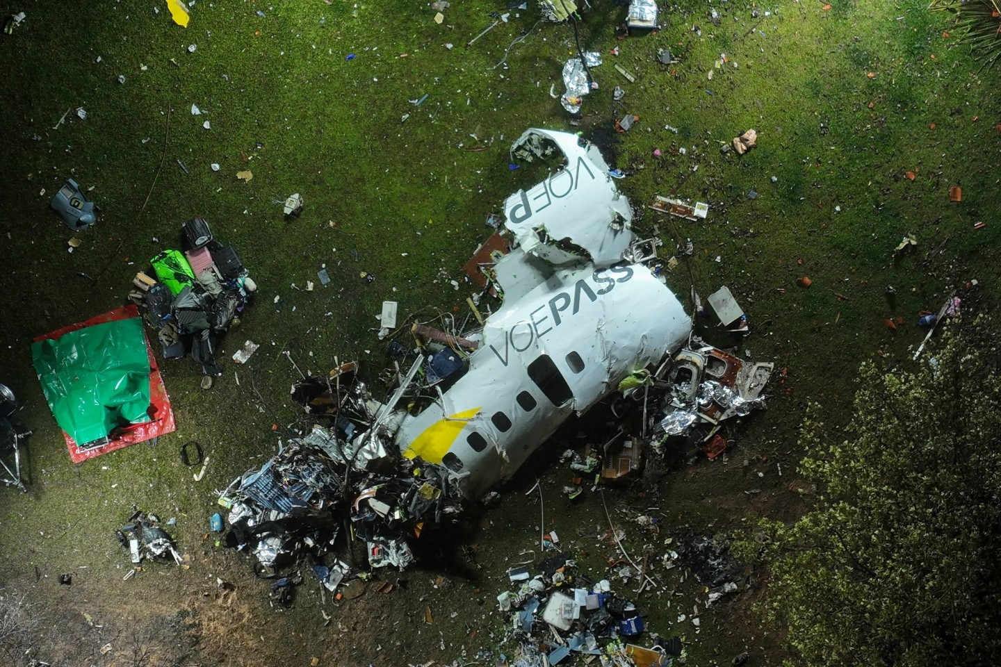 Der gesamte Inhalt des Flugdatenschreibers und Stimmenrekorders konnte gesichert werden.