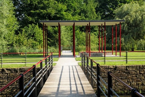 Pavillondach auf der Dalkeinsel im Stadtpark wird erneuert
