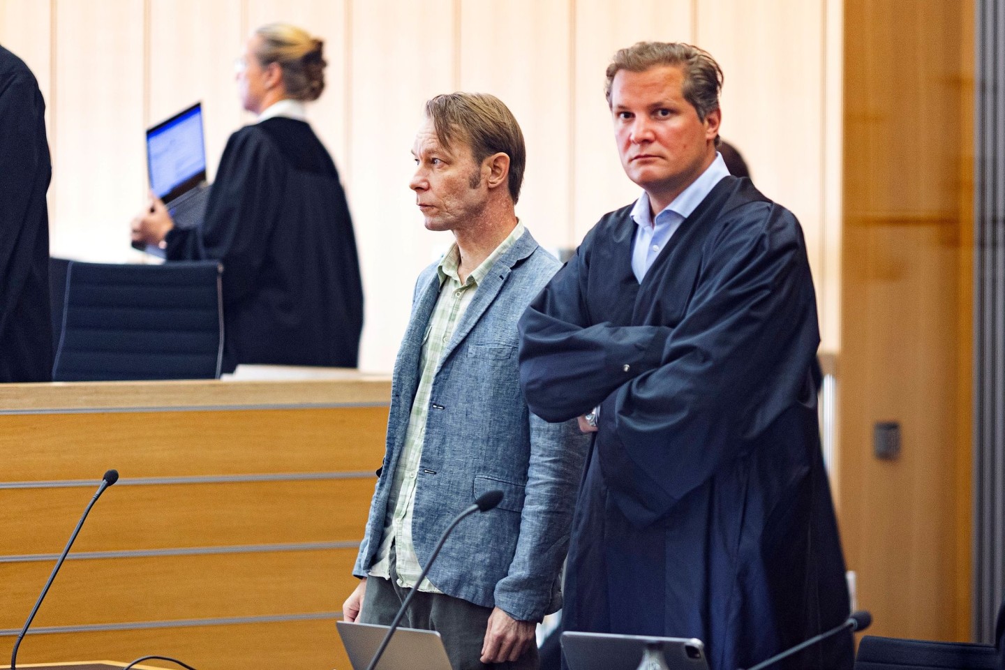 Verteidiger Friedrich Fülscher (r.) will eine Verurteilung seines Mandanten Christian B. anfechten. (Archivfoto)